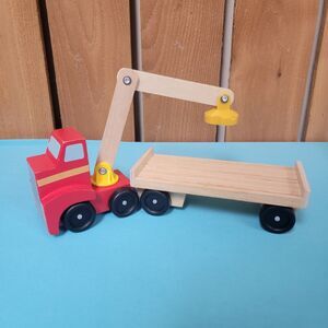 Melissa and Doug Wooden Magnetic Car Loader Truck And Trailer